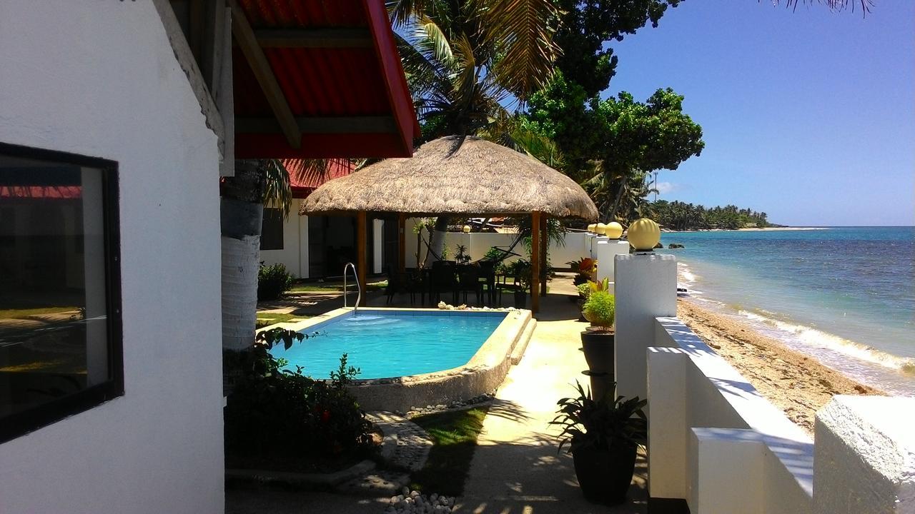 Bamboo Beachhouse Dormitory Garcia Hernandez Exterior photo