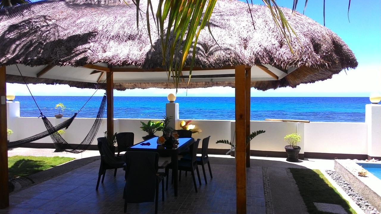 Bamboo Beachhouse Dormitory Garcia Hernandez Exterior photo