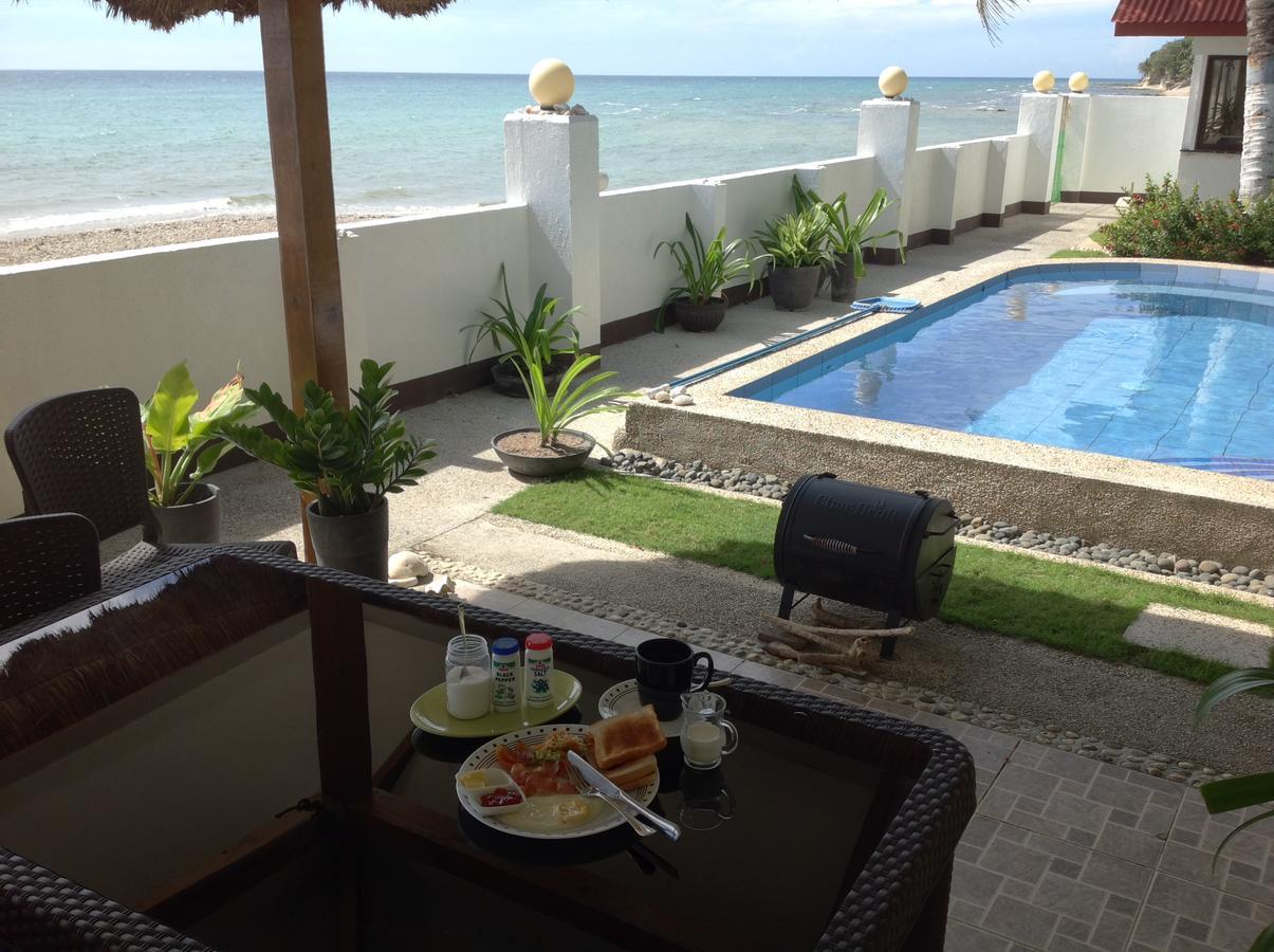 Bamboo Beachhouse Dormitory Garcia Hernandez Exterior photo